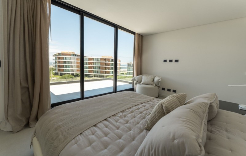Departamento de 4 dormitorios en Manantiales